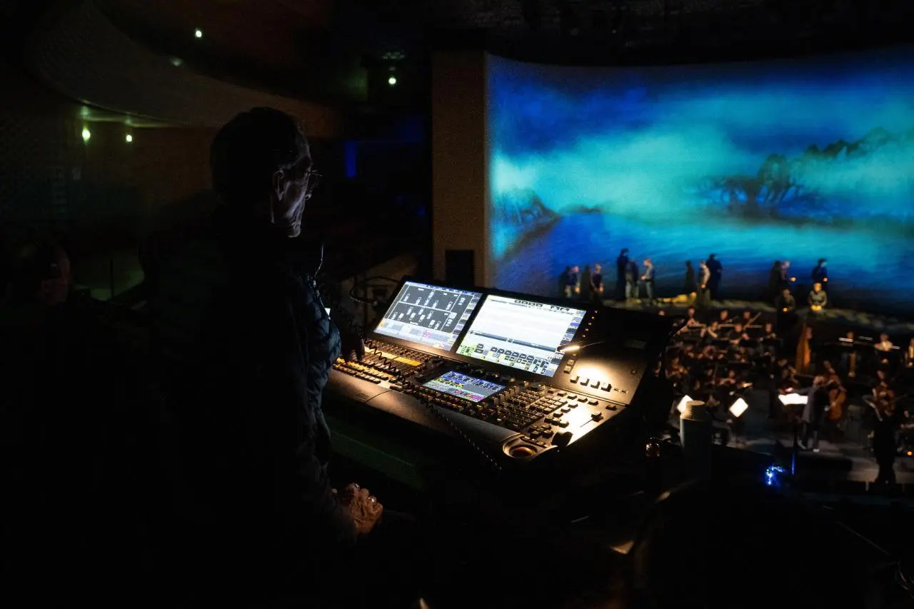 Photographie d'une table de mixage